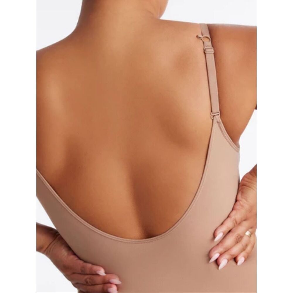 Seamless Nude Full-Body Compression Shapewear Bodysuit - Picture 3 of 5